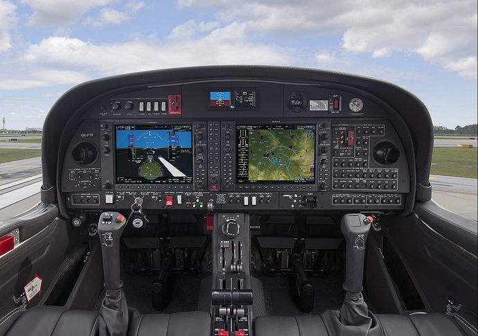 csm_DA42-VI_Highlight_3_Propulsion-and-Avionics_Bild_0_Teaser_Garmin_NXi_6c96d98fdd